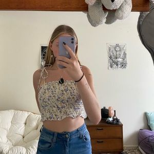Floral tie crop top